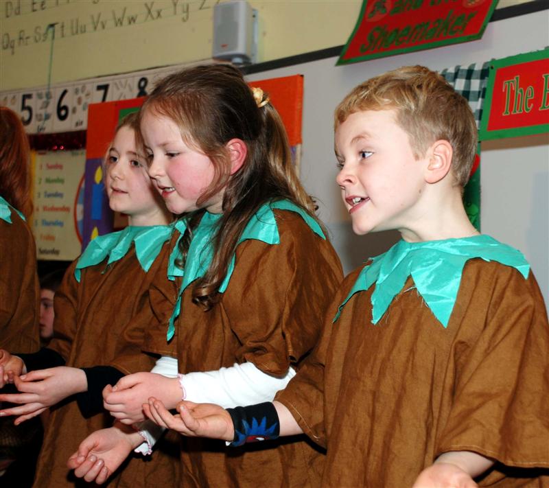 Scoil Bhride Fantane Christmas Play 2008 Gallery 1